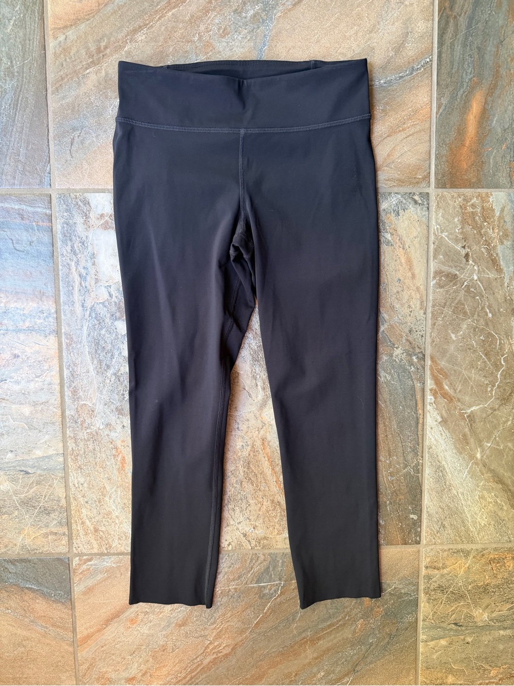 Under Armour HeatGear Laser Cut Cropped Leggings Black Women’s Small S Capri